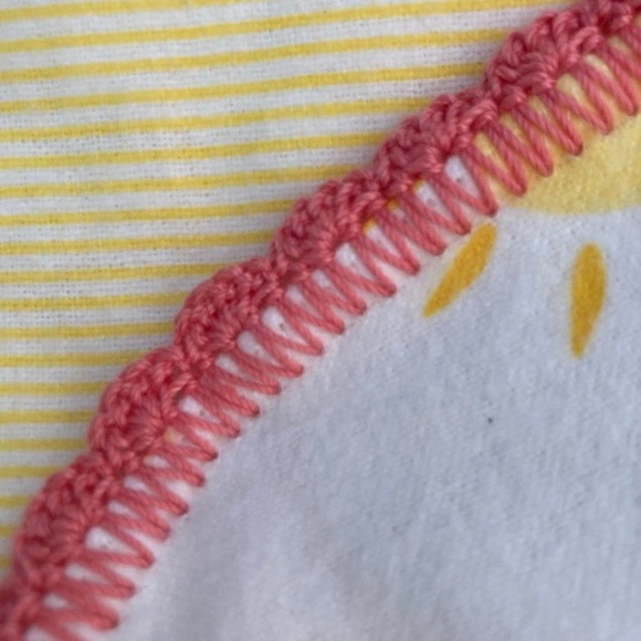 Handmade baby blanket - Picture 2 of 3